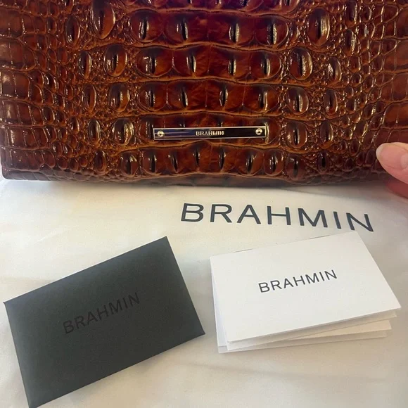 Brahmin Kayla Pecan Melbourne Wristlet Clutch - Picture 8 of 8